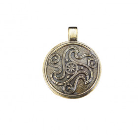 Cast pendant "Triskelion"