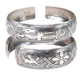 Bracelet "Winged Dog"