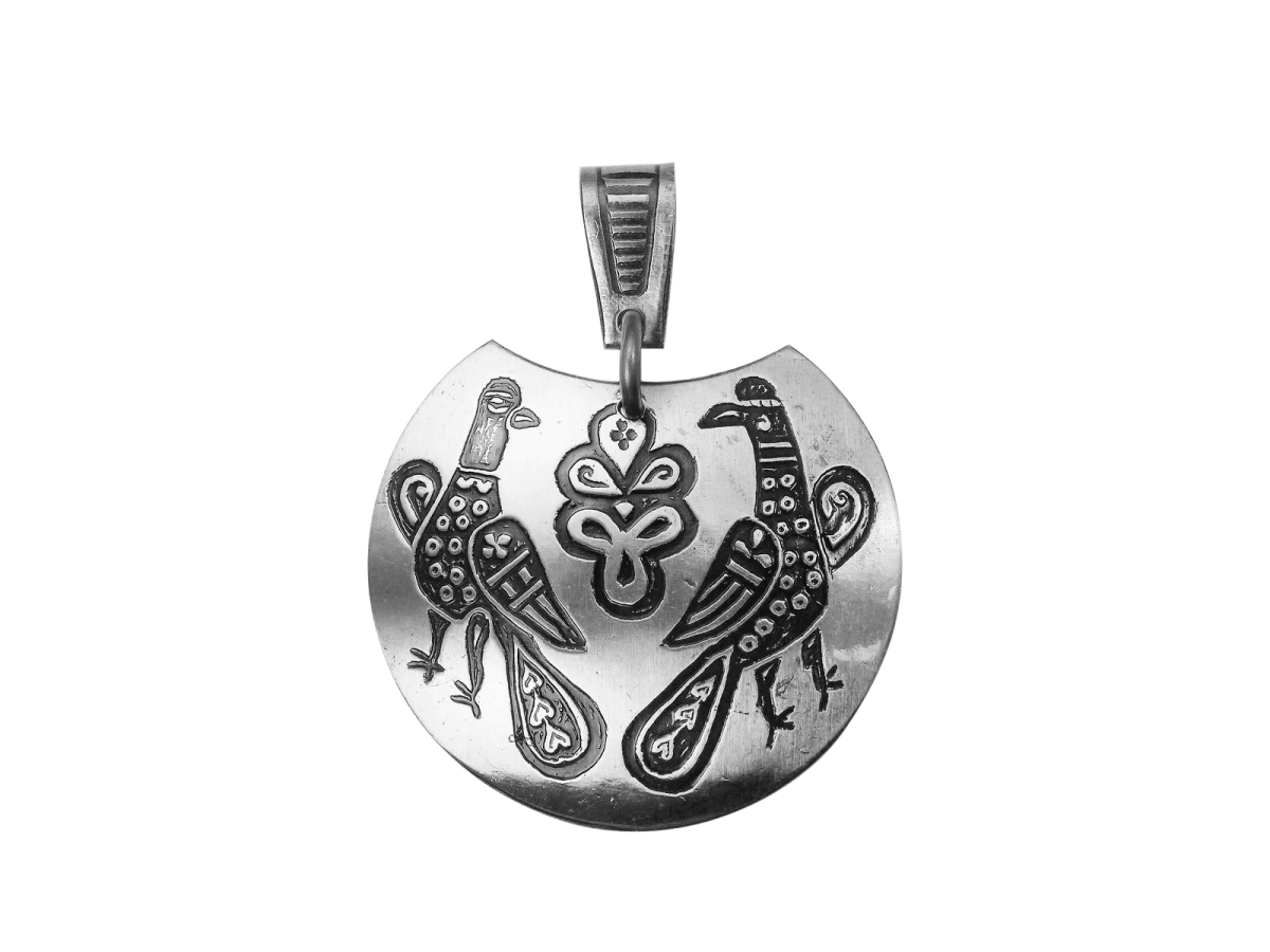 Pendant "Paired prince-birds"