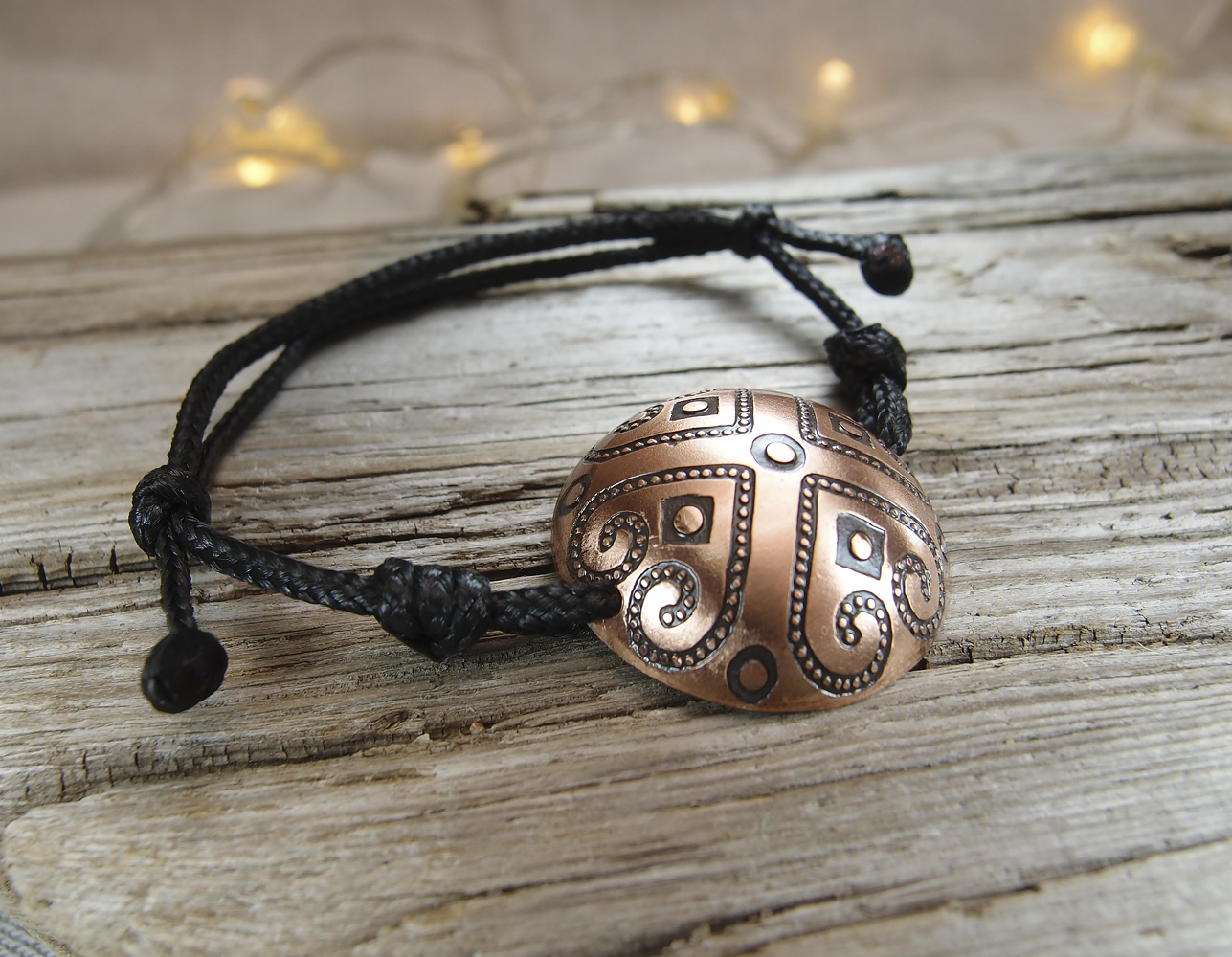 Spherical cord bracelet "Prosperity"