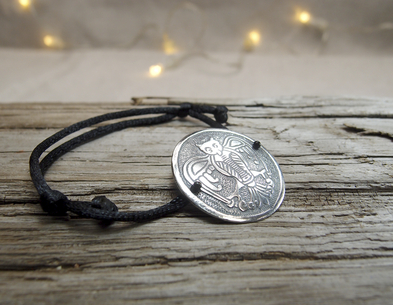 Bracelet-lace "Owl". Embossing