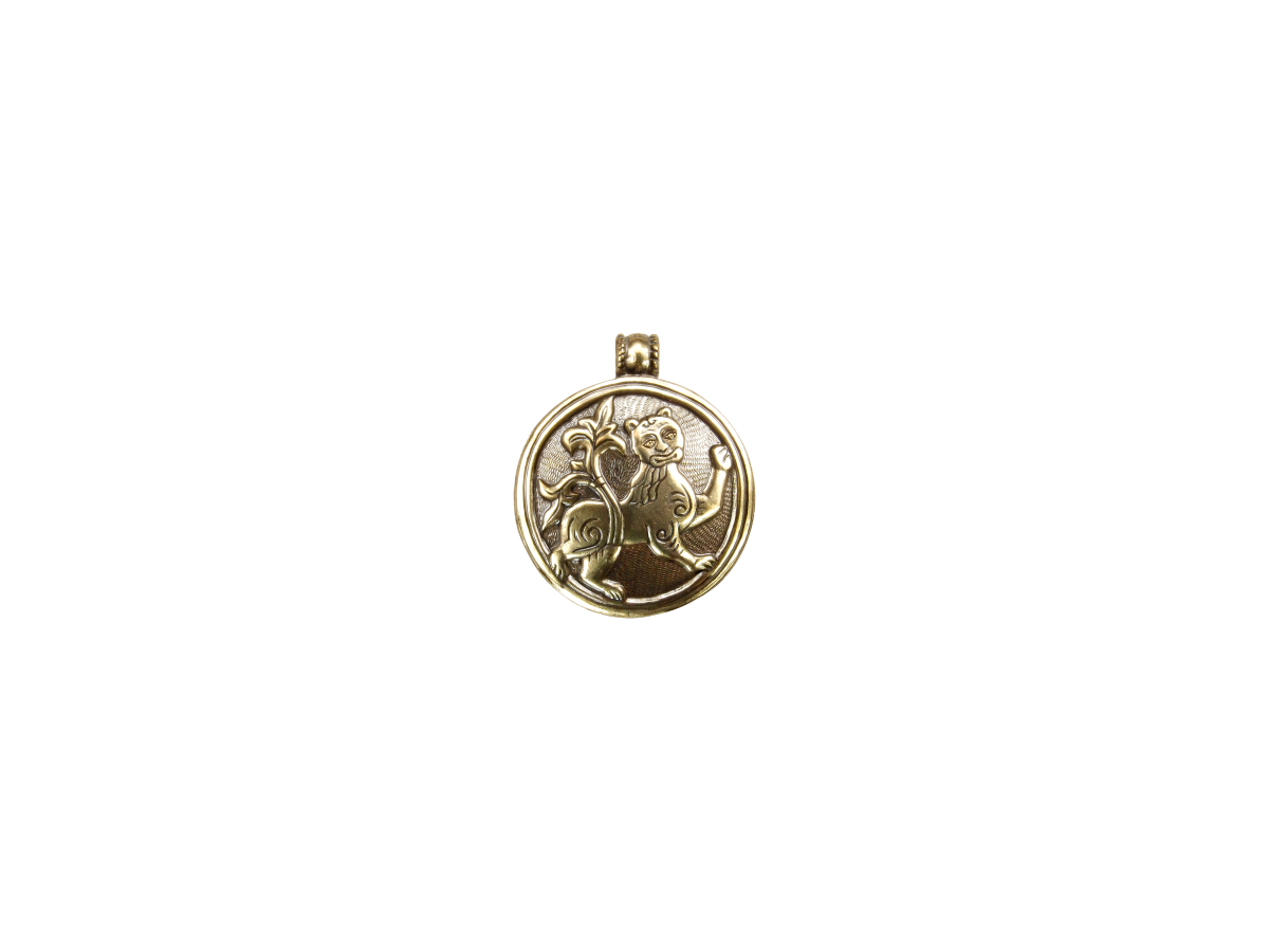 Cast pendant "Mighty lion"