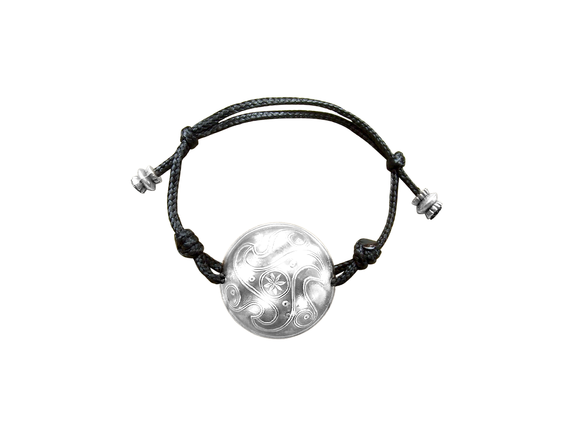 Spherical Cord Bracelet "Triskelion"