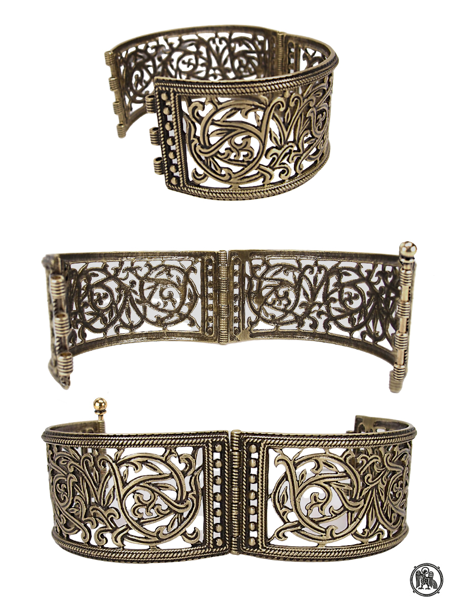 Slotted bracelet "Blooming"