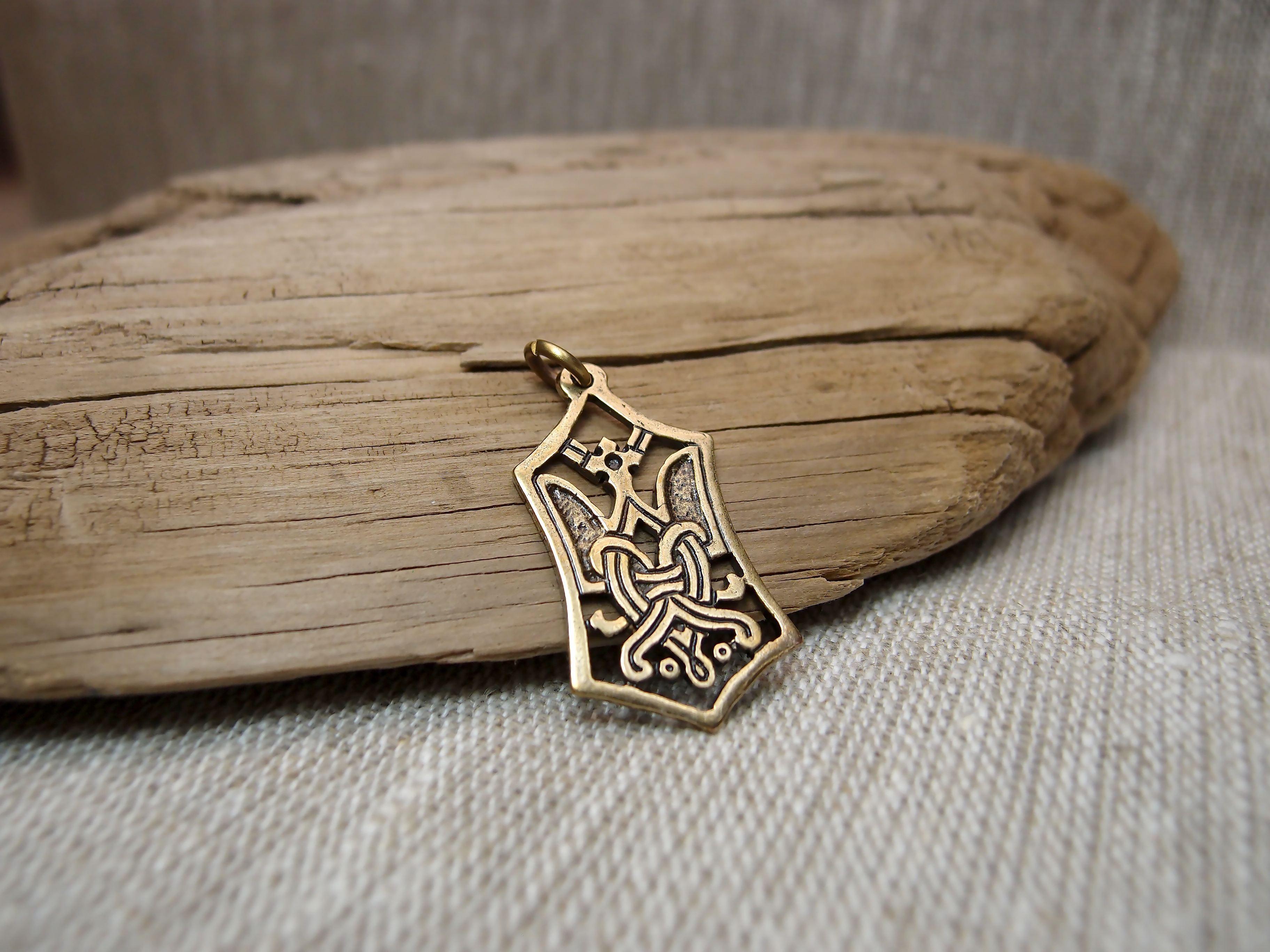 Slotted pendant "Sign of the Rurikovich"