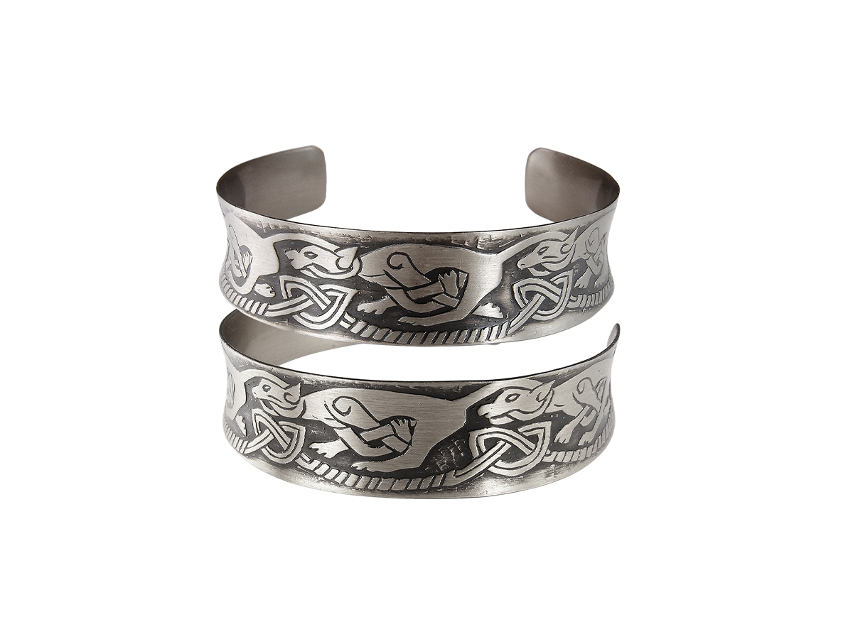 Concave bracelet "Celtic dogs"