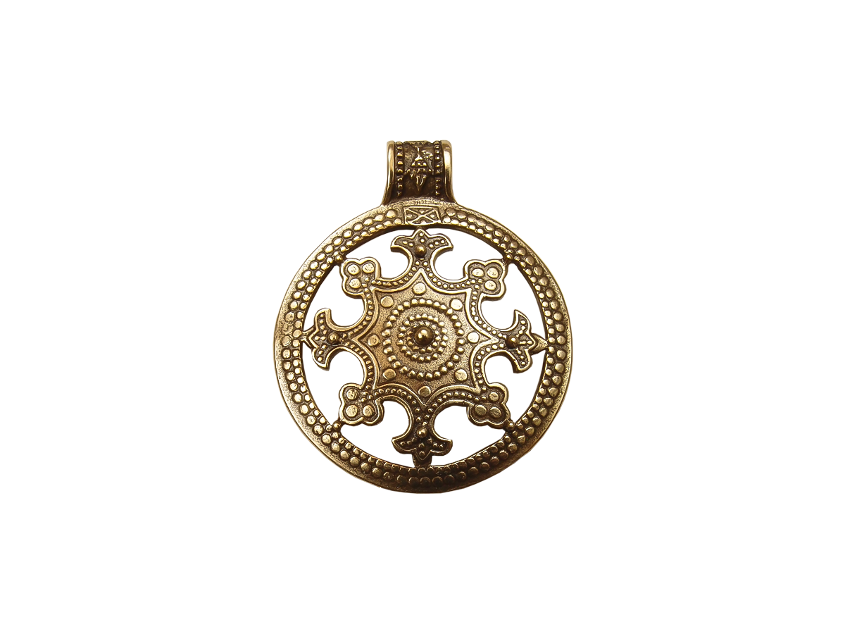 Slotted pendant "Goodwill"